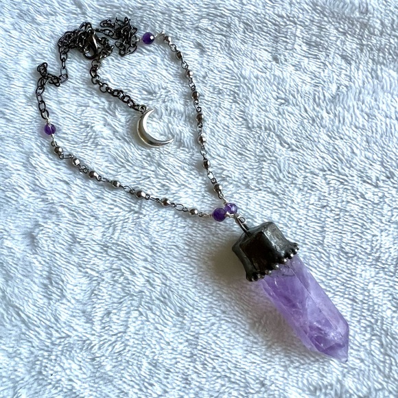 Crown Chakra ST Amethyst Tower Necklace Pendant - Picture 2 of 4